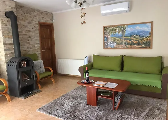 Ferienhaus Lily House