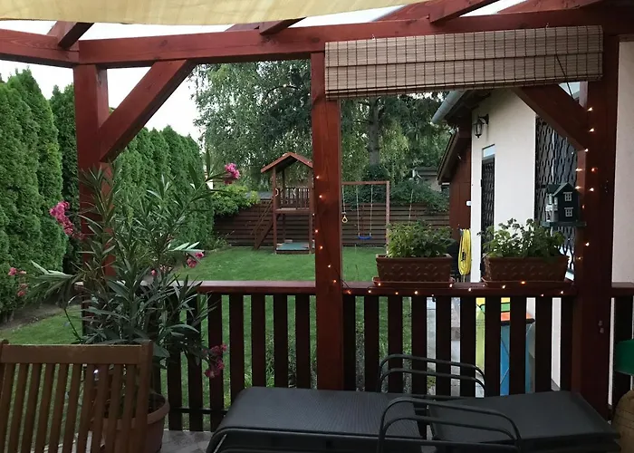 Lily House Ferienhaus *