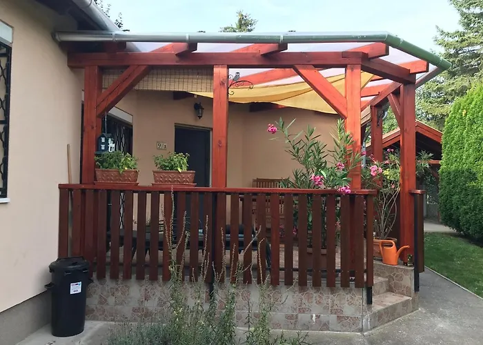 Ferienhaus Lily House *