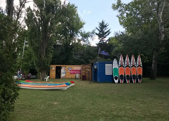 Lily House 펜션 Balatonvilágos