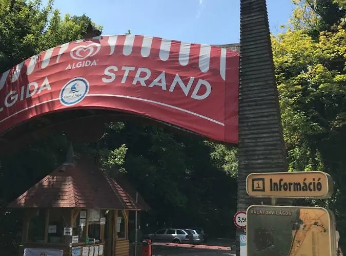 Ferienhaus Lily House